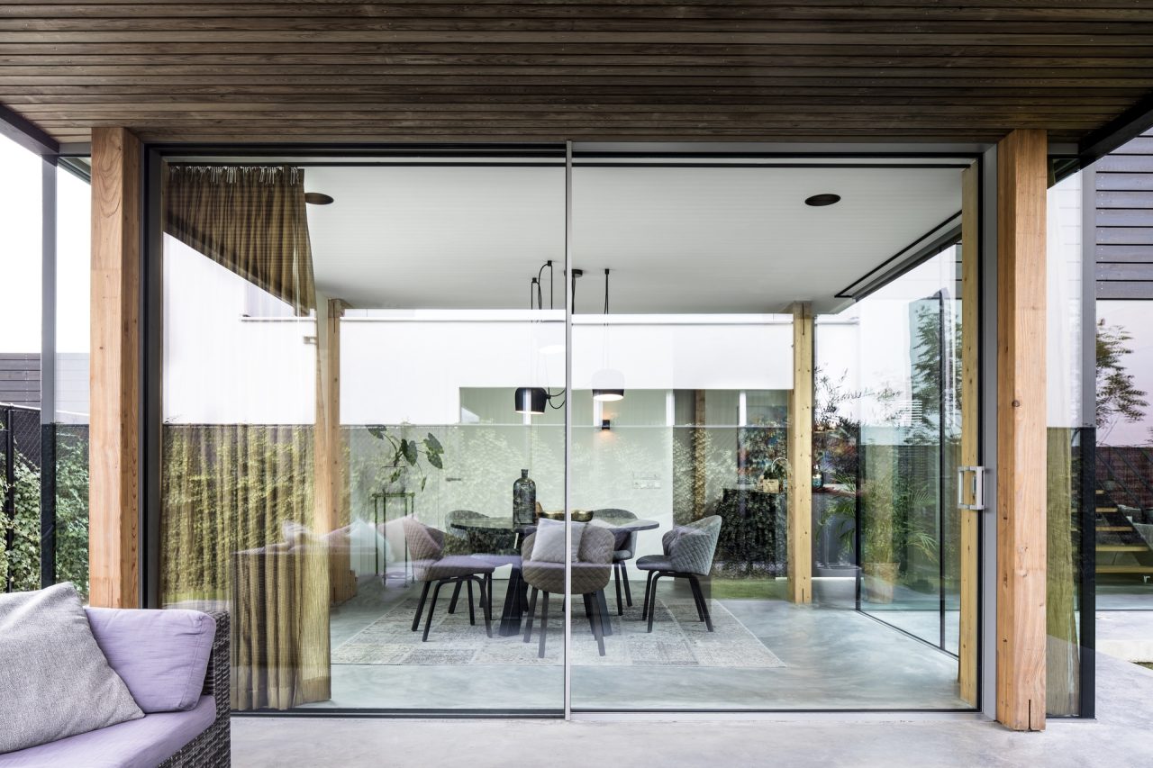 Infinium Sliding Door System