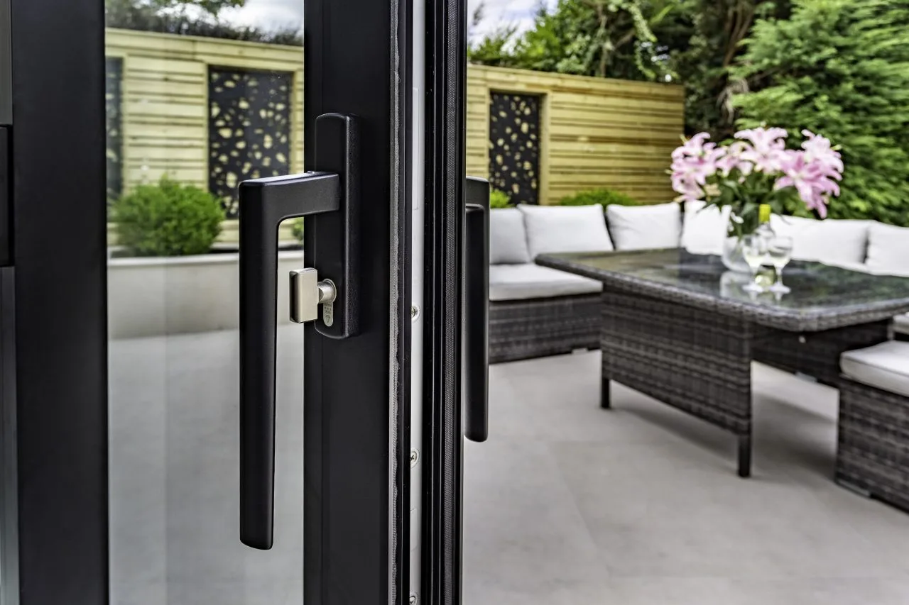 Shot32 aluminium sliding patio doors