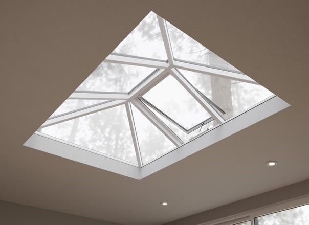 S07 – S1 Lantern w SheerVent Interior Open – White